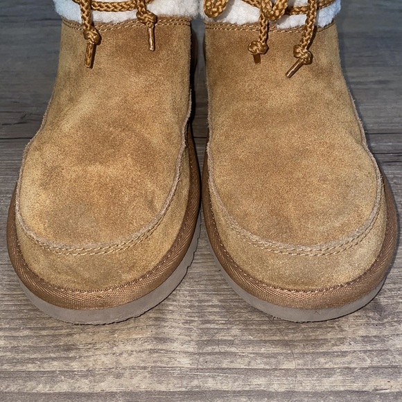 Koolaburra by Ugg Michon Faux Shearling Trimmed Short Boot - Picture 5 of 9